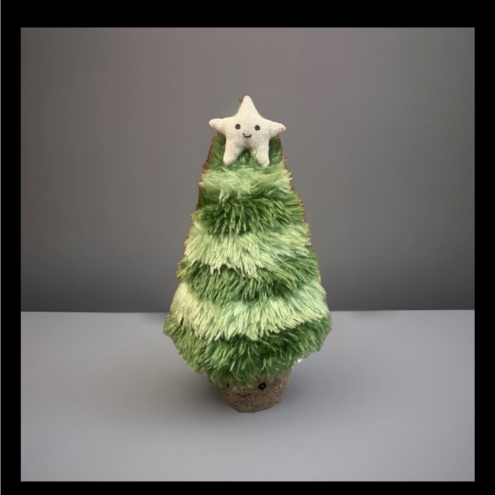 Jellycat  Green Christmas Tree with Smiling Star stuff plush toy with tags